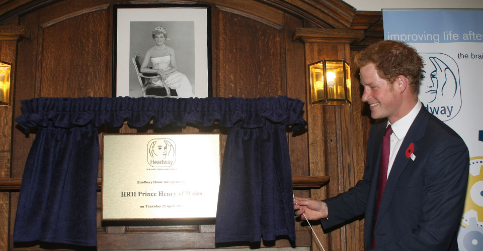 Prince Harry unveiling HEadway plaque